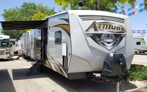 J&M Rentals ,Eclipse RV Attitude 28IBG Toy Hauler