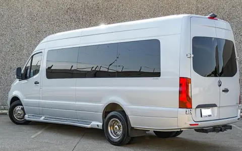 Mickey's Regency RV Sprinter 3500xd 170 EXT Class B