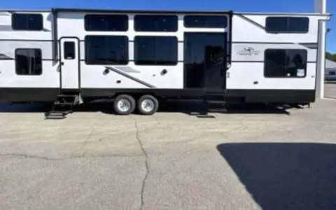 Home on Wheels