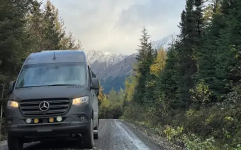 2022 Mercedes Sprinter 4x4 High Roof Boondocking Camper Unlimited Miles