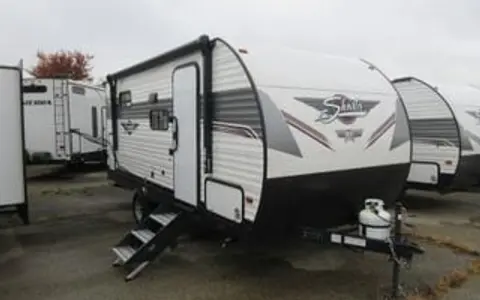 2023 Shasta 19BH