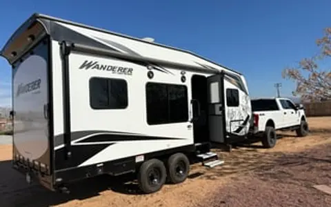 2021 Genesis Wanderer *Sleeps 6 guests