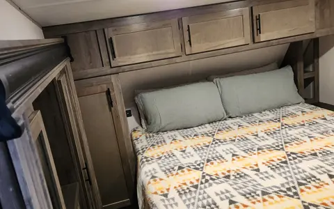 Morgan's Forest River Cherokee Wolf Pack 365 Pack16 Fifth Wheel