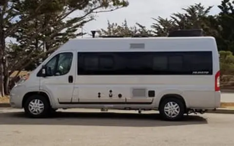 Winnabego Travato 59G