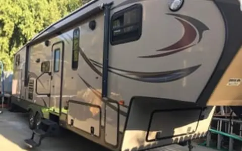 "Dreamer" Bunkhouse