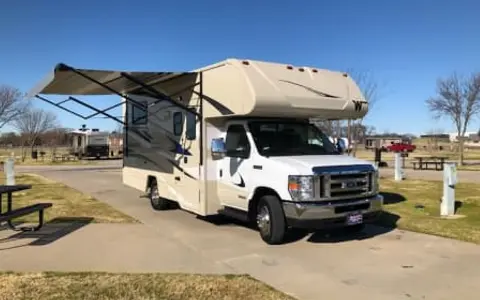 Winnebago Minnie Winnie SmileyCamper3