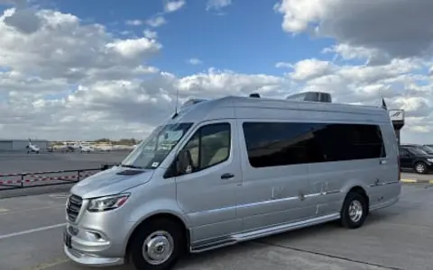 2023 Airstream Interstate 24GL - LOW MILEAGE!