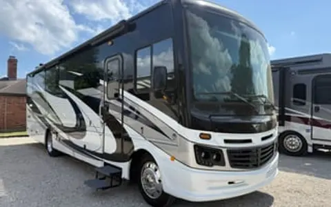 2020 Fleetwood Bounder 35K