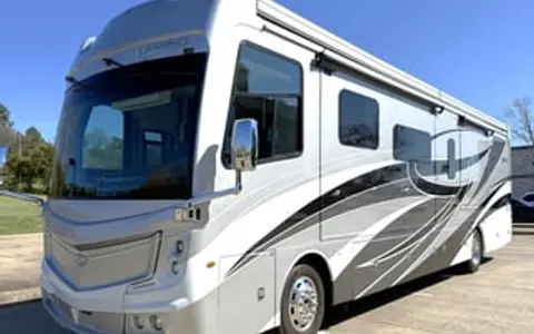 2021 Discover XLE Diesel Pusher