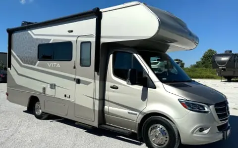 2023 Winnebago vita Diesel