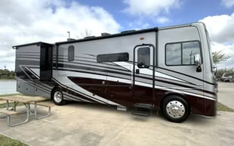 2024 Fleetwood Bounder 35K