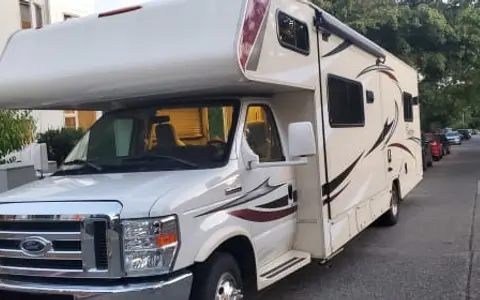 2016 Coachmen Freelander