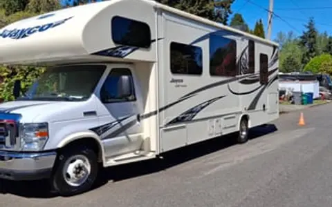 2017 Jayco Greyhawk 32 foot