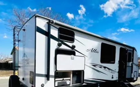 2022 EAST TO WEST Alta 2100MBH