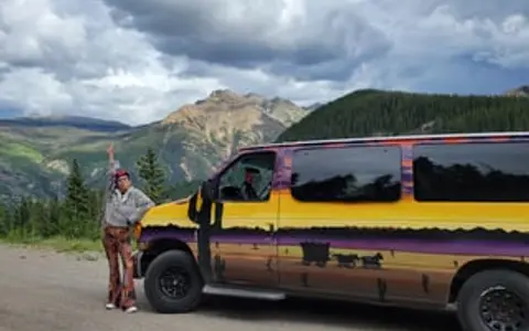 Experience Texas & Beyond in our CLASSY campervan!