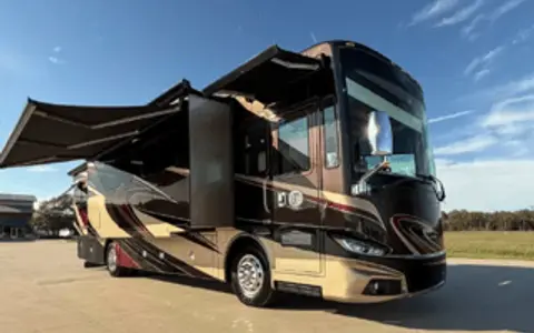 Luxury Motor Coach | Delivery Avail | F1 • SXSW