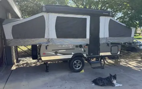 Forrest River Flagstaff Pop up RV