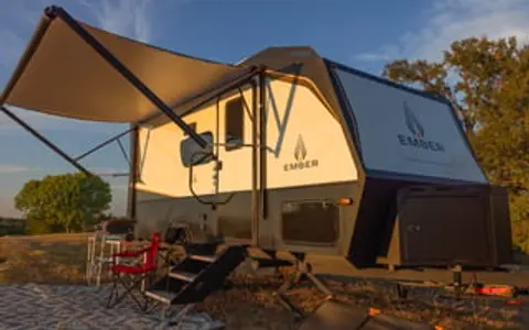 Half-ton towable Overlander Sleeps 4