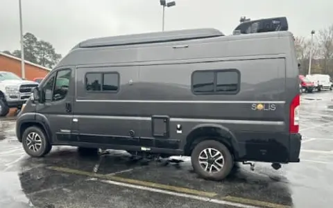 2023 Winnebago Solis 59PX – Pop-Top, AC, Seats 4 Sleeps 4