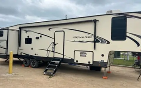 2021 Forest River RV Wildwood Heritage Glen 356QB