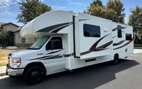 32’ Jayco Redhawk