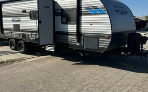 Family Friendly 2022 Cruise Lite trailer