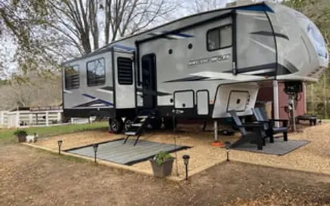 2021 Forest River RV Cherokee Arctic Wolf 291RL