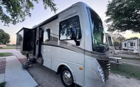 Family-Ready - Bunk Beds -Delivery -1st time RVng