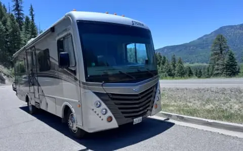 Fleetwood Storm 32H (Class A Elite RV - Sleep 6)