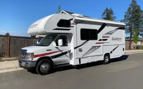 2020 Thor Motor Coach Freedom Elite