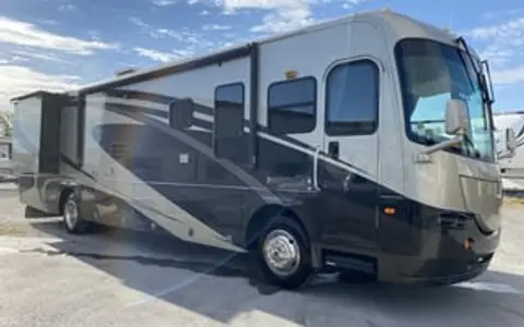2006 Coachmen RV Sportscoach Cross Country 385 DS