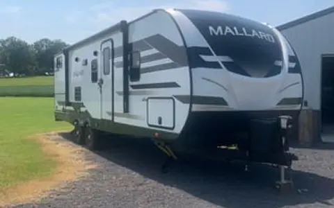 2022 heartland mallard 32’ rv rental