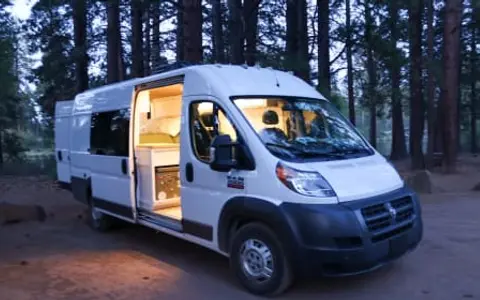 2016 Dodge ProMaster with all the Amenties, including Fridge, AC, Heater