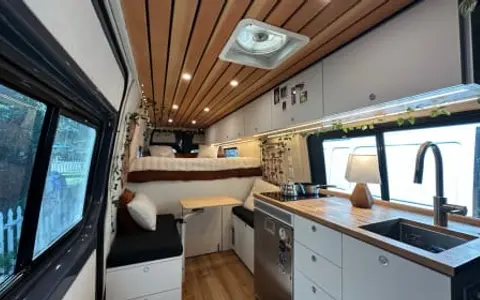 2021 Mercedes Sprinter 4x4 Deluxe Conversion Adventure Van