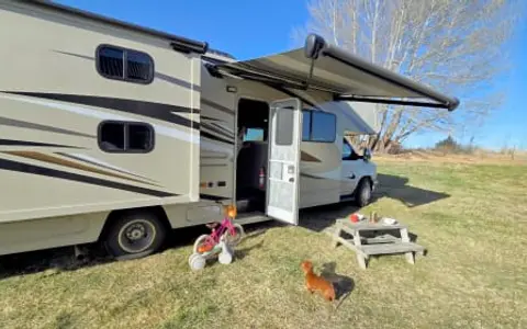 Family Adventure RV Sleeps 10 | Delivered & Set Up in Central Oregon