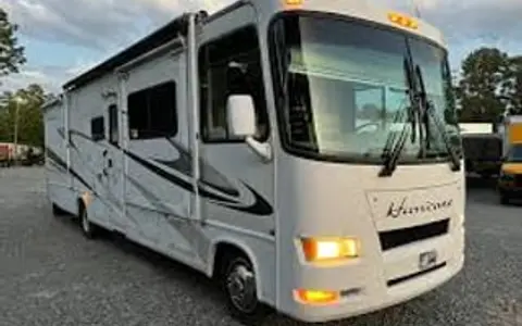 2008 Four Winds RV Hurricane 34B
