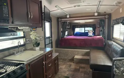 Keystone Outback Sleep 7