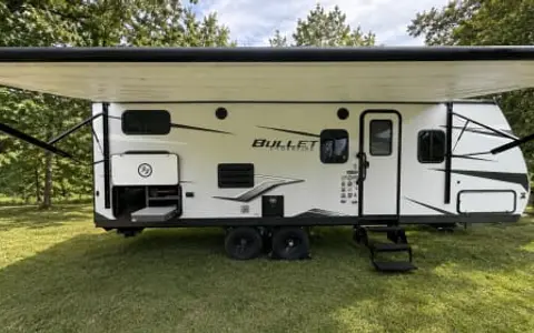 2022 Keystone Bullet 2430BH – Family Bunkhouse RV w/ Delivery Option