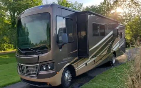 2015 Holiday Rambler Vacationer