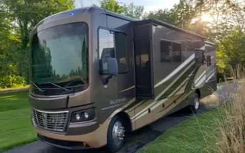 2015 Holiday Rambler Vacationer 36SBT