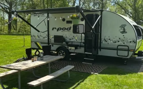 Northern Adventure Pod: The Family Friendly 2022 R-Pod