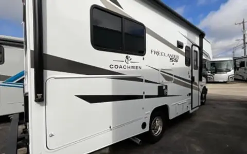 2025 Coachmen Freelander(insurance included)