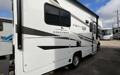 2025 Coachmen RV Freelander 21QB