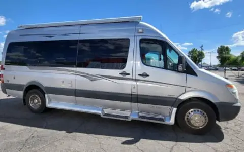 2013 Mercedes Pleasureway 3500 Diesel Sprinter well maintained