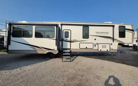 The perfect camper for a large family!