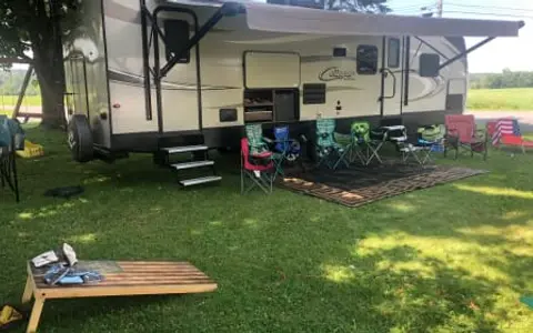 2018 Keystone Cougar X-Lite, Sleeps 10, delivery offered, Pet Friendly