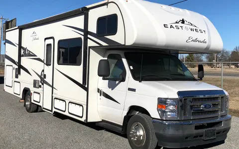 Sleeps 8 • Bunks • Luxury Family RV | Scout