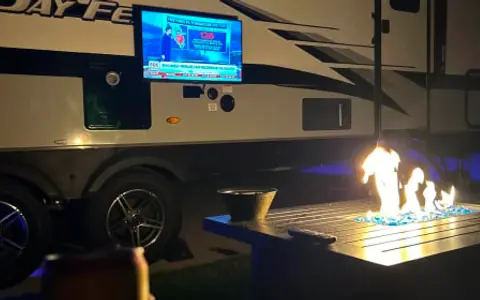 2023 Jayco Jay Feather