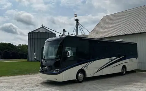 The Rolling Coachman