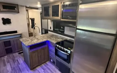 2022 CrossRoads RV Zinger Lite ZR270BH